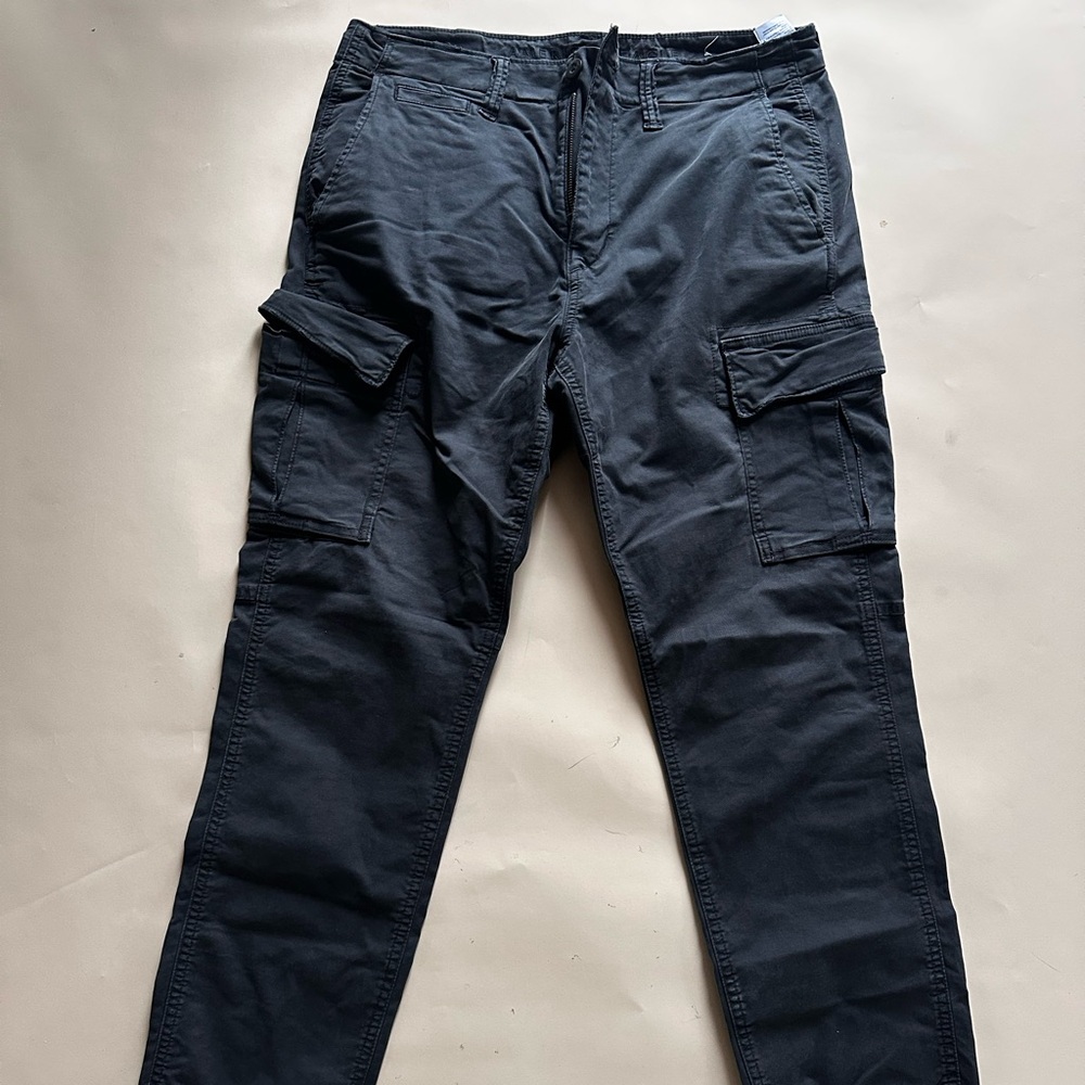 American eagle slim fit cargo jogger pants